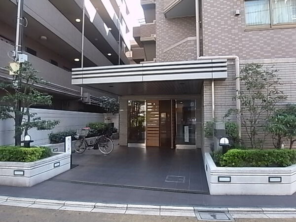 【コスモ東高円寺ロイヤルフォルム】エントランス１