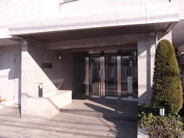 【パークハウス杉並宮前】エントランス