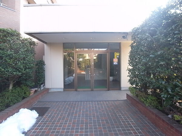 【杉並和田ハイム】エントランス