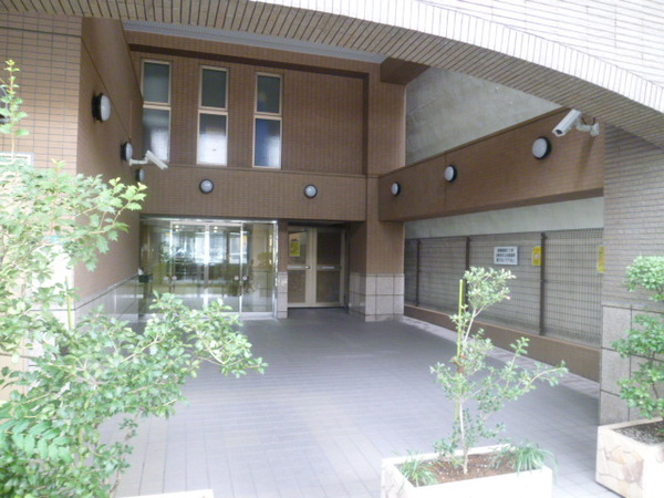 【藤和シティホームズ巣鴨】エントランス 【藤和シティホームズ巣鴨】エントランス