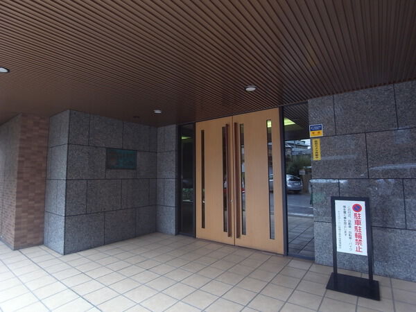 ナイスアーバン田端与楽寺坂 2枚目 ナイスアーバン田端与楽寺坂