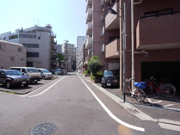 【藤和シティホームズ西日暮里】前面道路