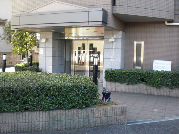【藤和シティホームズ西日暮里】エントランス