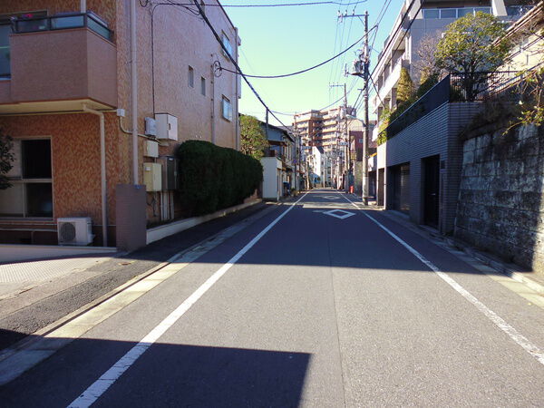 【江古田第４ローヤルコーポ】前面道路