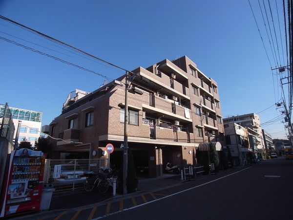 シャルマンコーポ志村3丁目