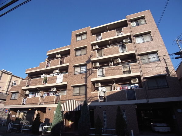 シャルマンコーポ志村3丁目