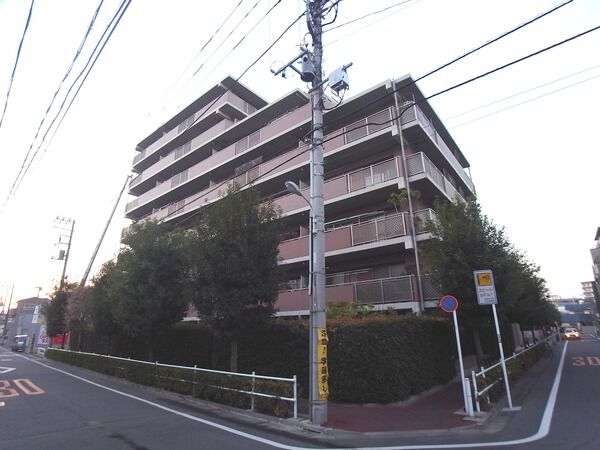 【ビューネ蓮根城北公園】外観