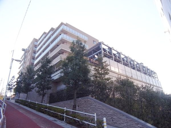 プラウド志村城山