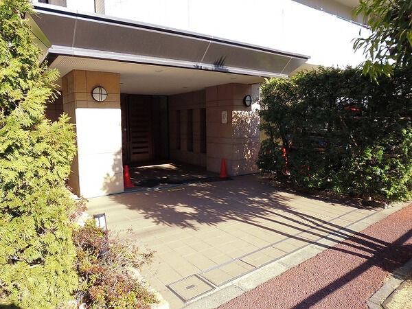 【コート常盤台】エントランス