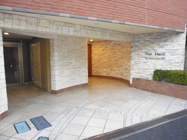 【サンデュエル上板橋】エントランス 【サンデュエル上板橋】エントランス