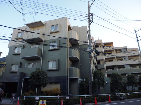【レーベンハイム上板橋ヒルズ】外観
