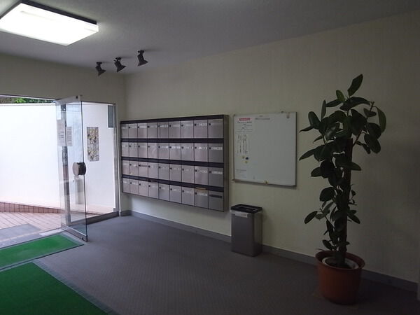 【石神井パークサイドマンション】エントランス 【石神井パークサイドマンション】エントランス