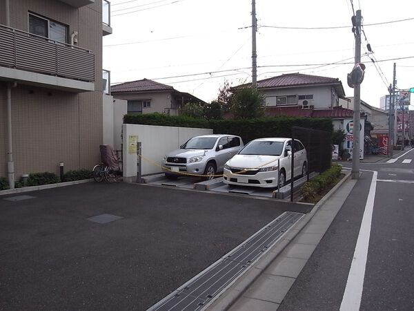 【ジークレフ石神井公園】駐車場