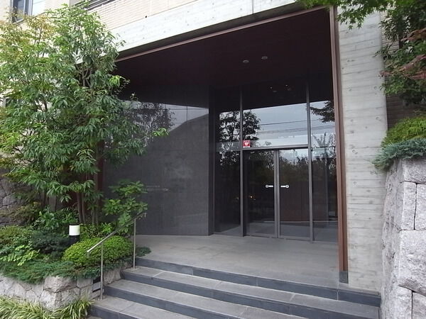 【グランドメゾン石神井公園パークフロント】エントランス 【グランドメゾン石神井公園パークフロント】エントランス