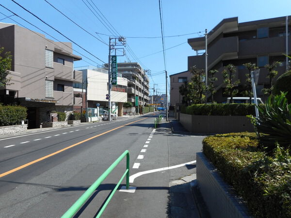 【ルシエール光が丘】前面道路