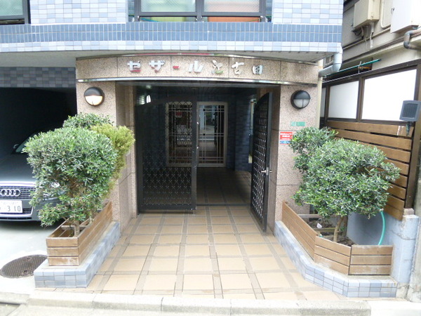 【セザール江古田】エントランス 【セザール江古田】エントランス