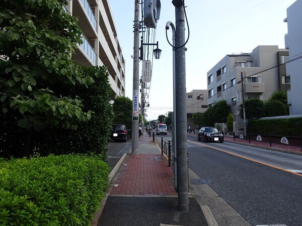 【ユアコート練馬アクレ】前面道路