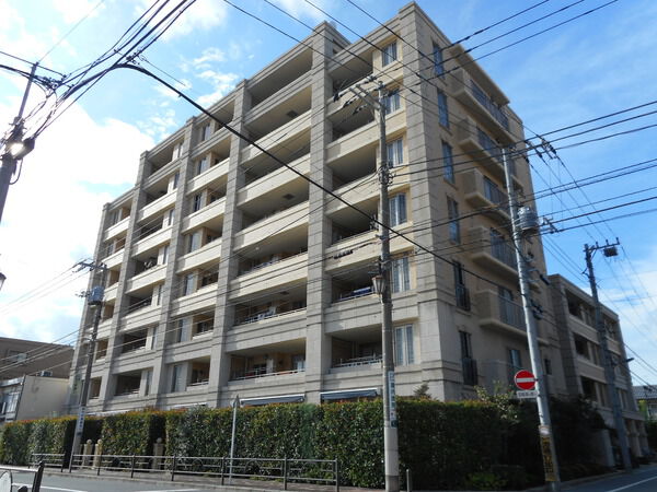 【グランシティ練馬中村橋】外観