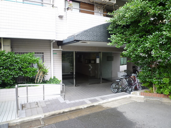 【ライツ富士見台】エントランス