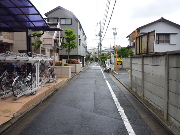 【キャニオンマンション富士見台】前面道路