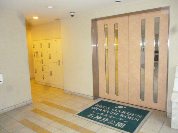 【レックスガーデン石神井公園】エントランス 【レックスガーデン石神井公園】エントランス