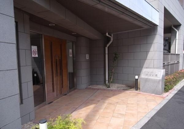 【ランドステージ綾瀬公園】エントランス 【ランドステージ綾瀬公園】エントランス