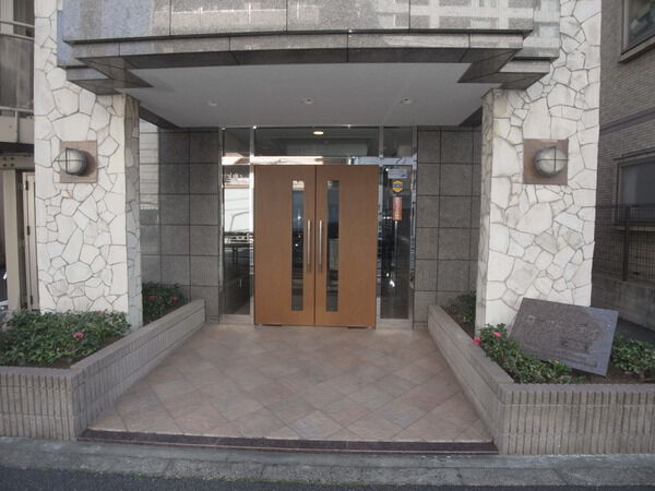 ローヤルシティ北千住 2枚目 ローヤルシティ北千住