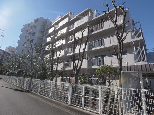 ルマージュ綾瀬 3枚目 ルマージュ綾瀬