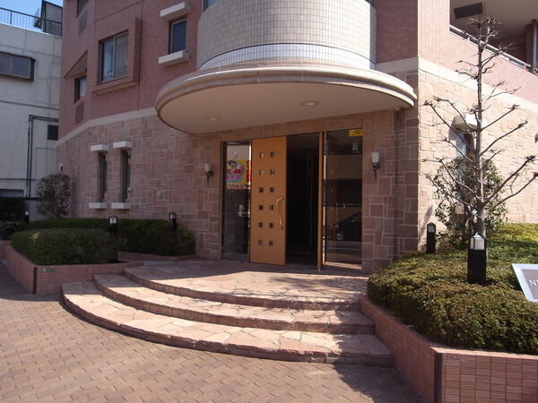 【ヴェルビュ西新井】外観 【ヴェルビュ西新井】外観