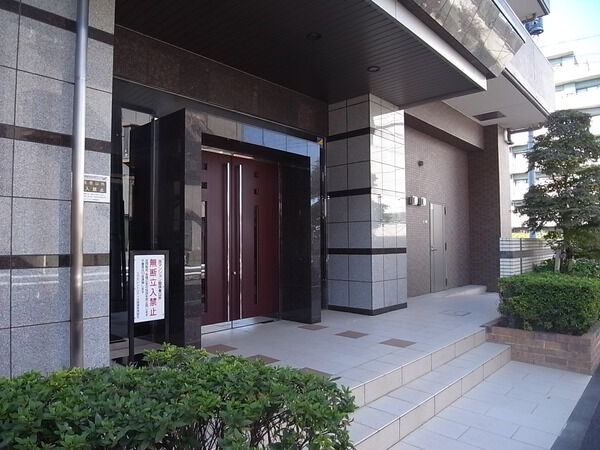 【エクセレントシティ北綾瀬】エントランス 【エクセレントシティ北綾瀬】エントランス