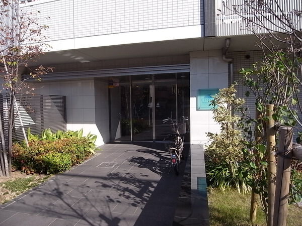 【リステージ金町プレジュール】エントランス 【リステージ金町プレジュール】エントランス