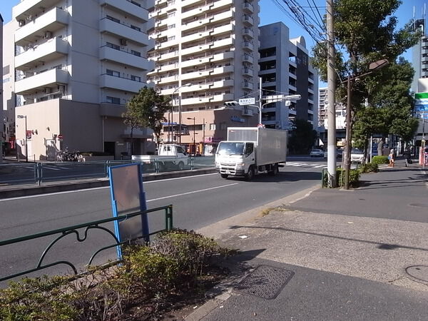【リリオ】前面道路 【リリオ】前面道路