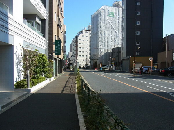 【プレミスト亀有】前面道路