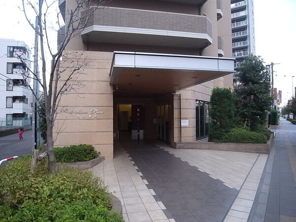 【アンビシャスプラザお花茶屋】共用玄関