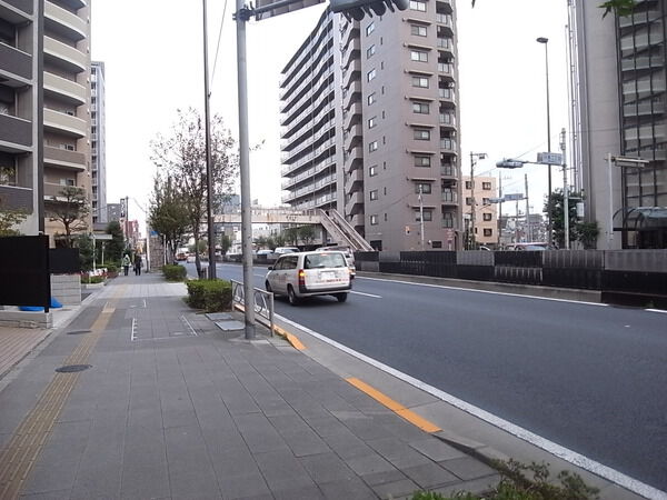 【アンビシャスプラザお花茶屋】前面道路