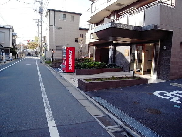 【レクシオお花茶屋】前面道路