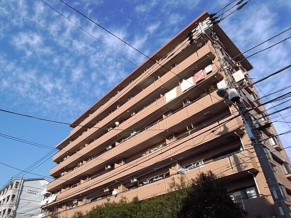 【ライオンズガーデンお花茶屋】外観写真