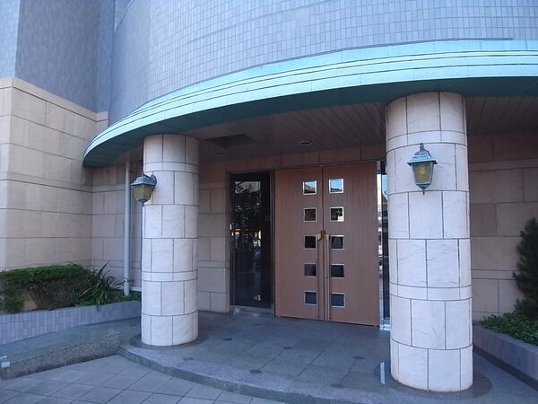 【ライオンズステーションプラザ立石】エントランス