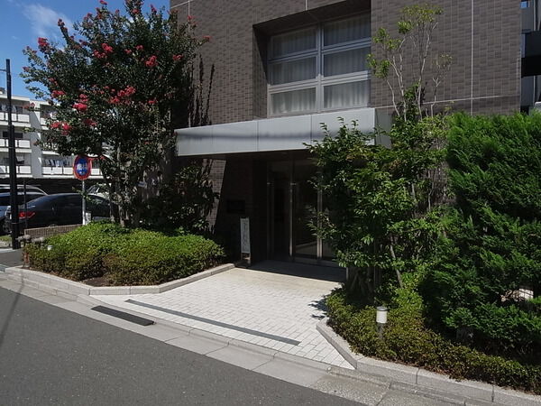 【ローレルコート新小岩】エントランス