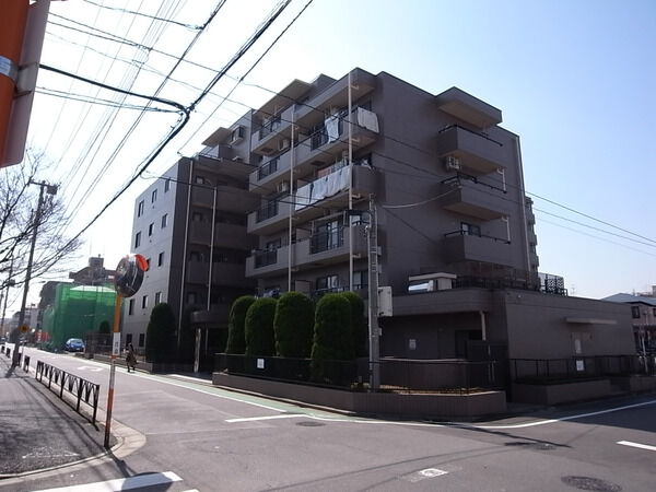 【クレドール水元公園】建物外観 【クレドール水元公園】建物外観