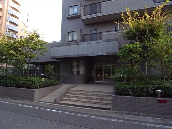 【ヴェルレージュ西葛西ビューパーク】エントランス