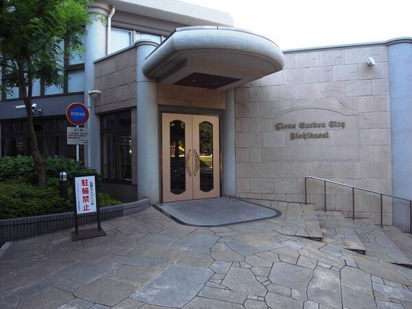 【ライオンズガーデンシティ西葛西】エントランス前