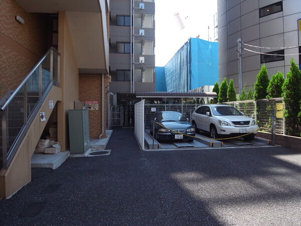 【船堀駅前グリーンホームズ】駐車場 【船堀駅前グリーンホームズ】駐車場