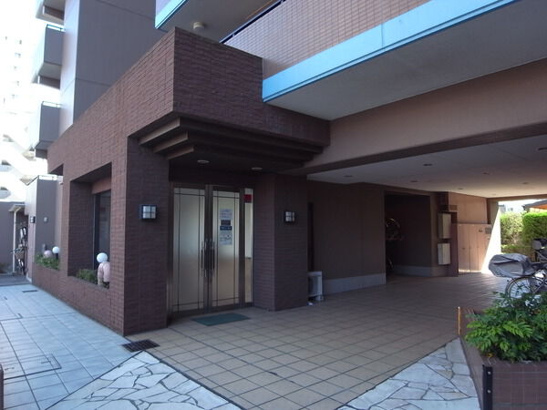 【ステイツ船堀グリーンアベニュー】エントランス 【ステイツ船堀グリーンアベニュー】エントランス