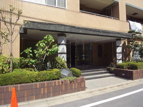 【東急ドエルアルス船堀シェリールコート】エントランス 【東急ドエルアルス船堀シェリールコート】エントランス