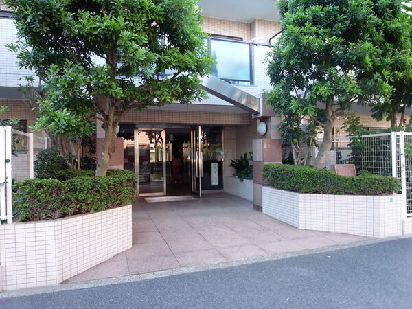 【シーアイマンション新小岩親水公園】エントランス 【シーアイマンション新小岩親水公園】エントランス