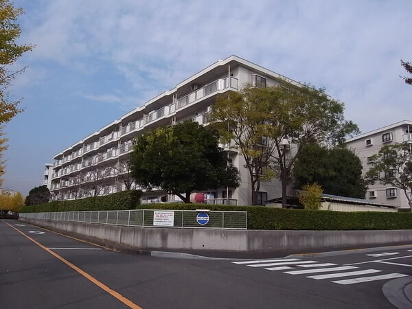 【グリーンコープ松が谷】外観