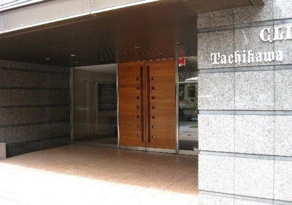 【クリオ立川弐番館】エントランス