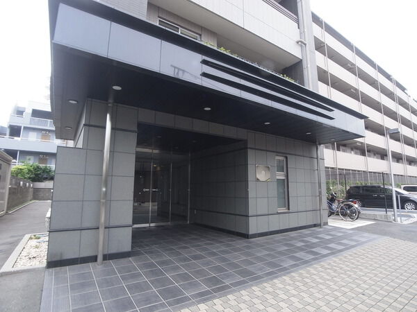 【サニーコート立川】エントランス