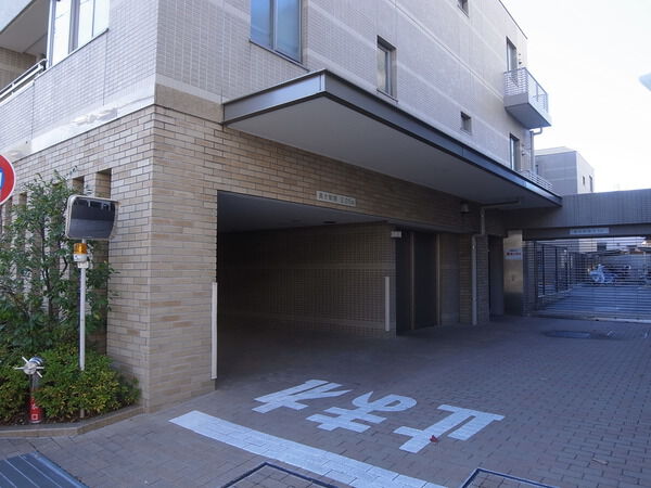 【プラウド立川】駐車場ゲート